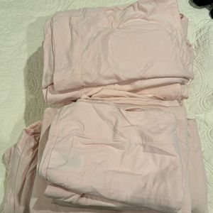 Pottery Barn tshirt material pink full size sheets.
